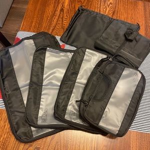 Set of 6 Packing Cubes for Packing Essentials in 4 Sizes (XL, LG, MED, SM) NEW